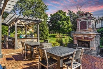 Gourmet outdoor grilling lounge